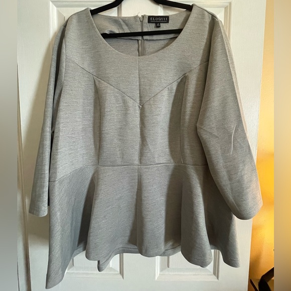 ELOQUII Peplum top - 26W - Picture 2 of 4